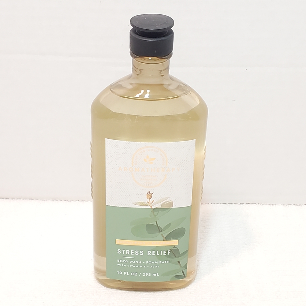 Bath & Body Works Aromatherapy Eucalyptus Spearmint Stress Relief Wash Foam 10oz